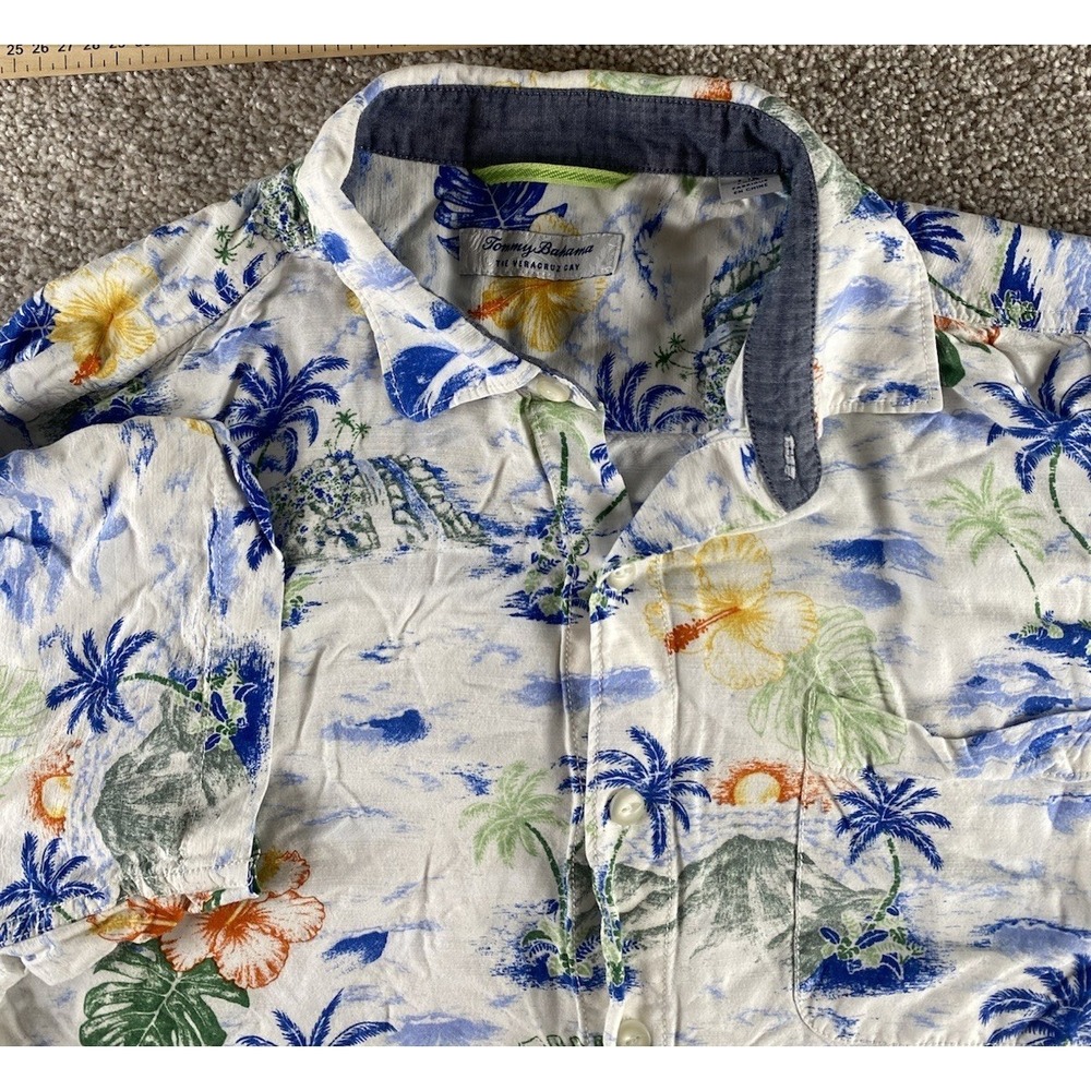 Tommy Bahama Veracruz White All Over Beach Loud Floral Hawaiian Mens L Viscose